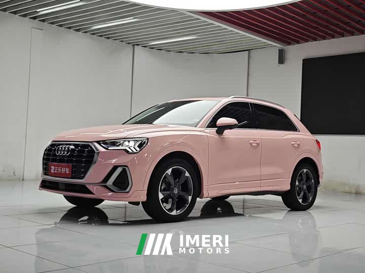 Audi Q3 35 TFSI Fashionable and Dynamic