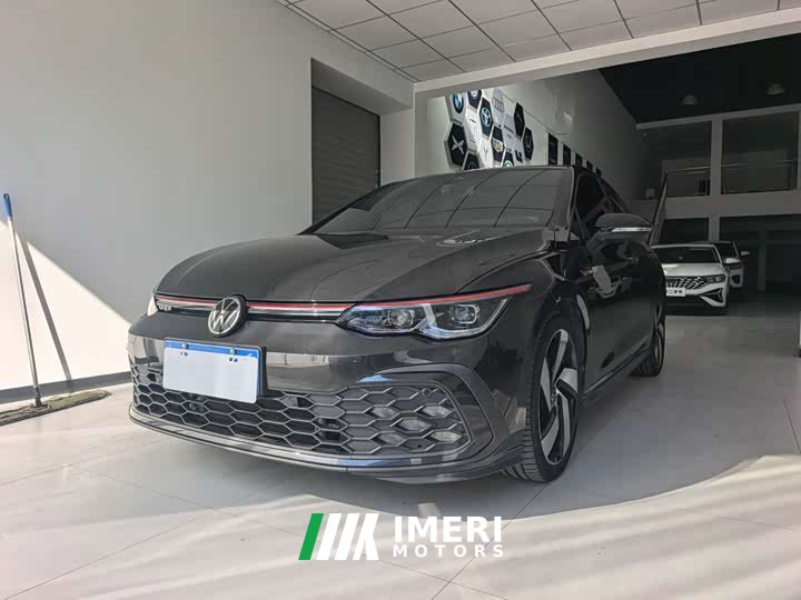 Volkswagen Golf GTI 380TSI DSG GTI