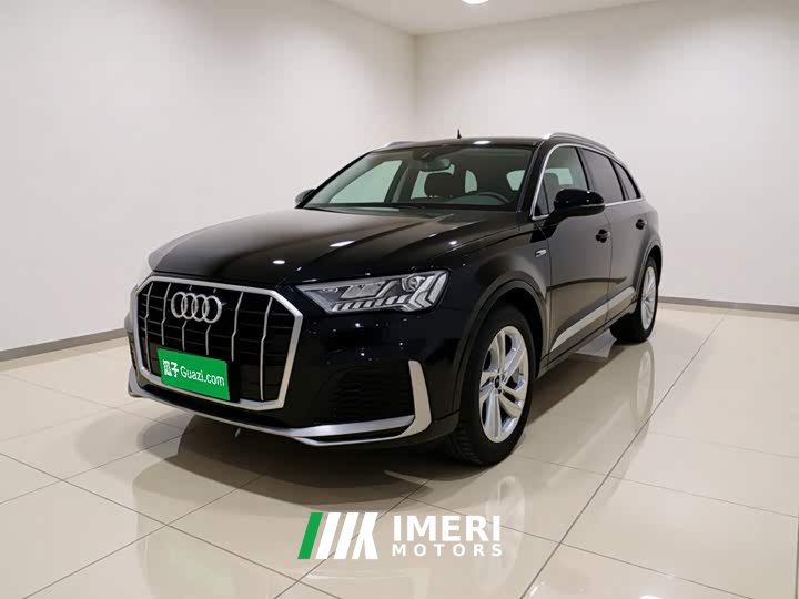 Audi Q7 45 TFSI quattro S line sports
