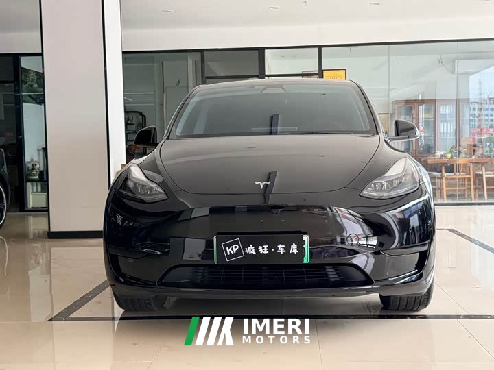 Tesla Model Y rear-wheel drive version