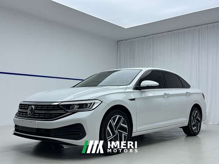 Volkswagen Sagitar 280TSI DSG surpasses Lite version
