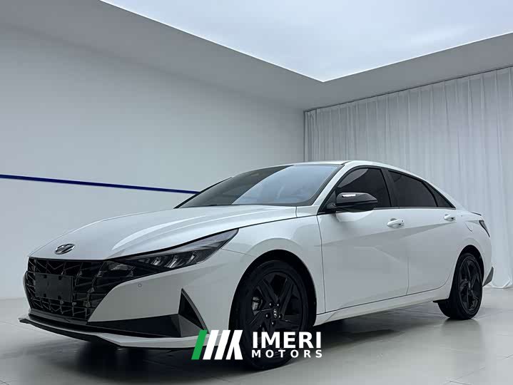 Lexus Elantra 2022 240TGDi DCT LUX Premium Edition