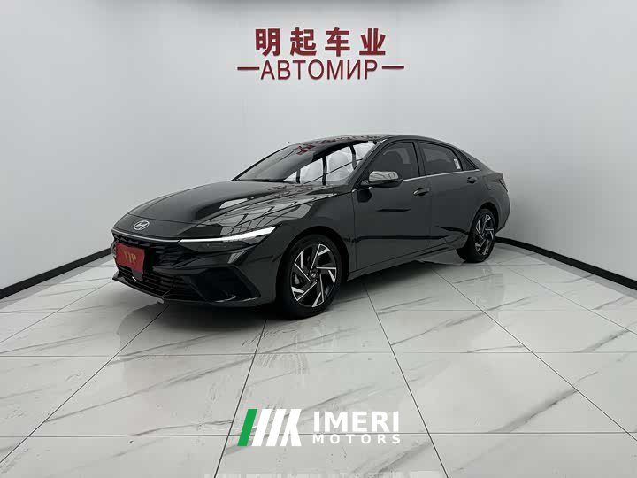 Lexus Elantra 1.5L CVT LUX
