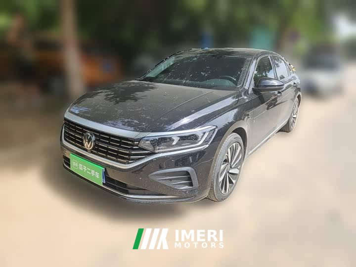 Volkswagen Passat 330TSI Elite Edition