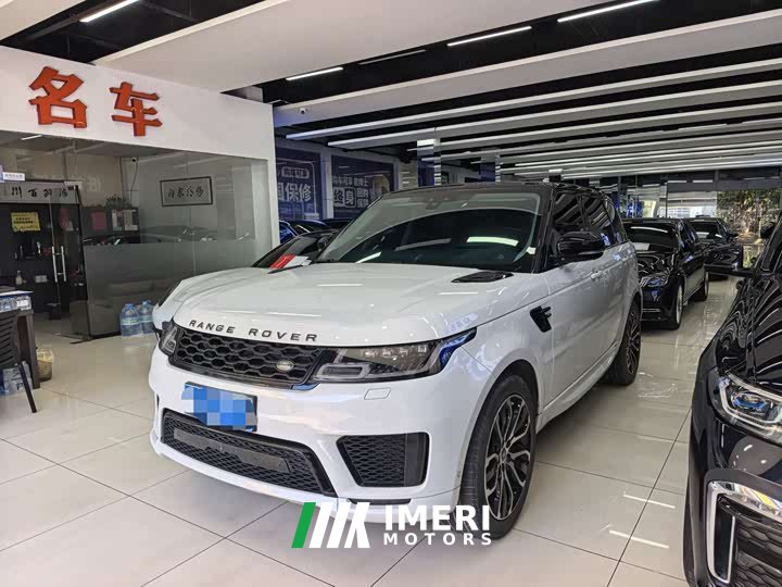 Land Rover Range Rover Sport 3.0 L6 Black Edition