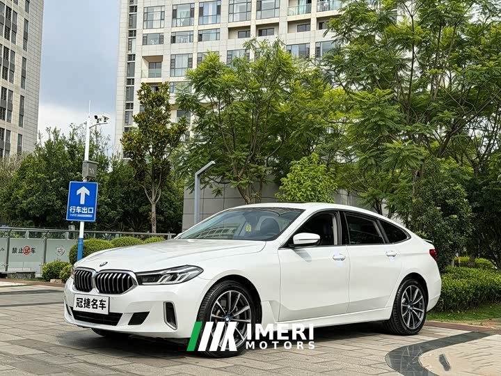 BMW 6 Series GT 630i Luxury Design Package