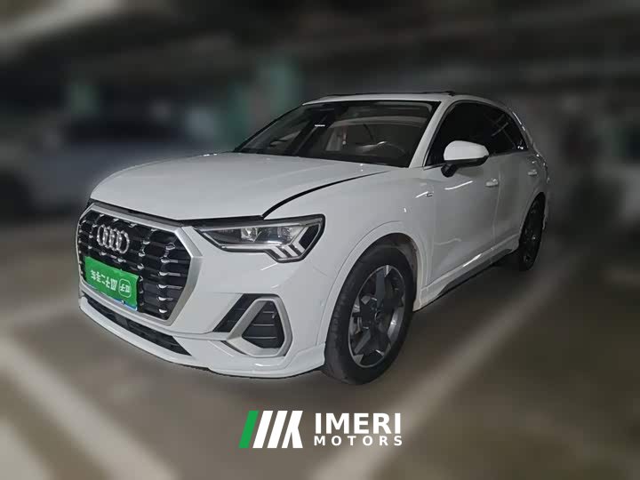 Audi Q3 35 TFSI Fashionable and Dynamic