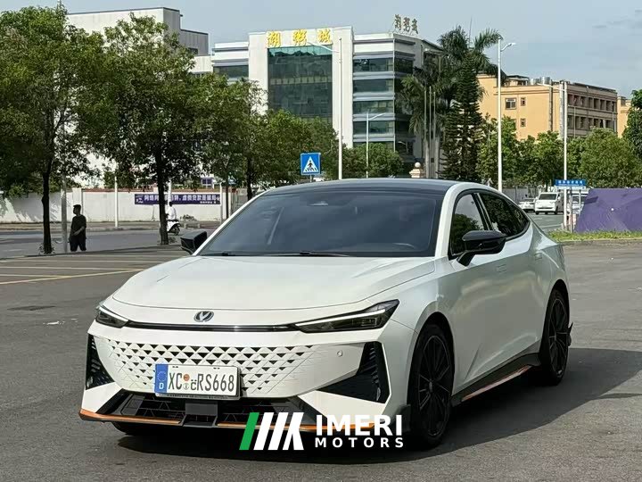 Changan UNI-V 1.5T noble sports