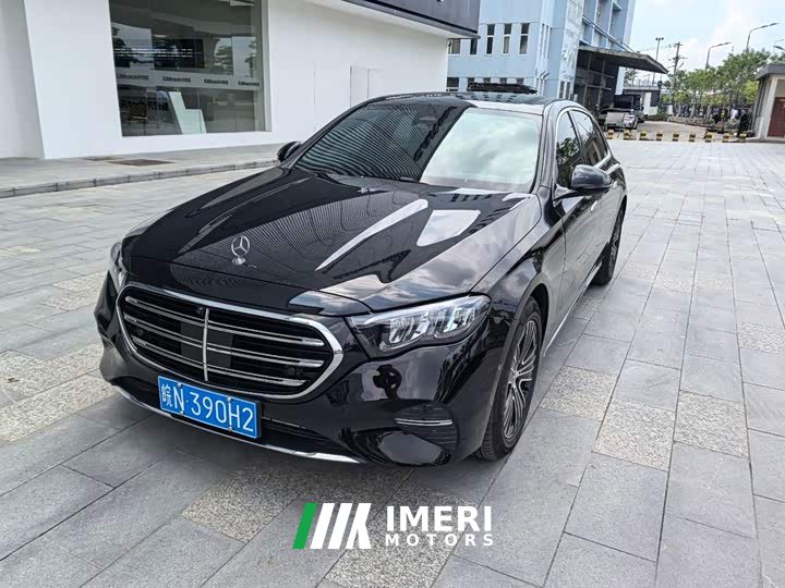 Mercedes-Benz E-Class E 260 L Classic Edition