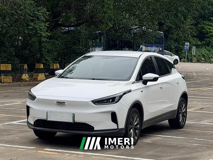 Geely Geometry C 400 Strive Edition