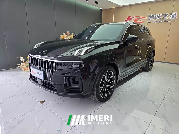 Lynk & Co 09 2.0T four-wheel drive global version, seven seats