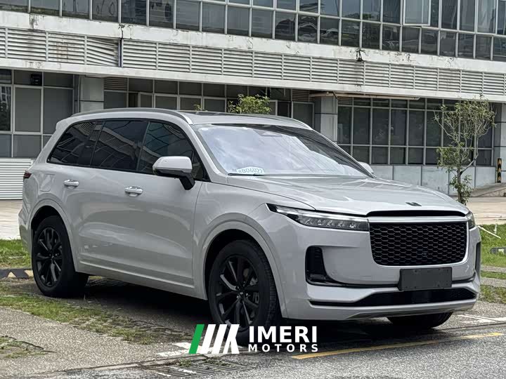 Li Auto Ideal ONE 2020 extended range 6-seater version