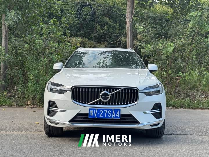 Volvo XC60 2022 B5 AWD Luxury Edition
