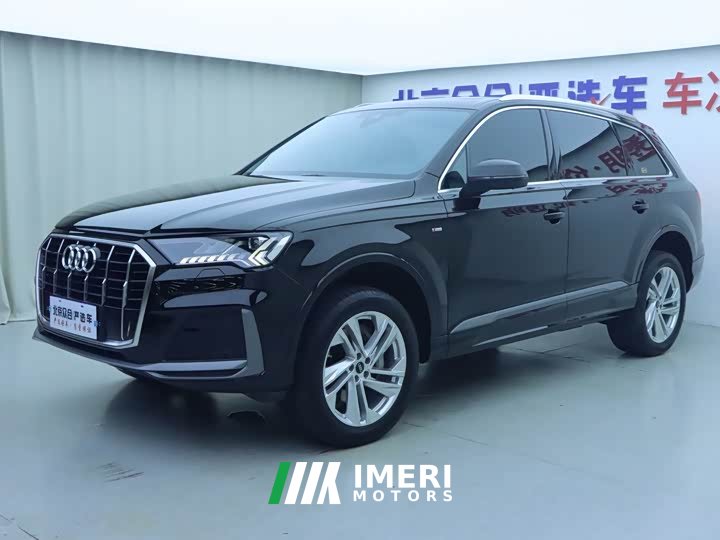 Audi Q7 45 TFSI quattro S line sports