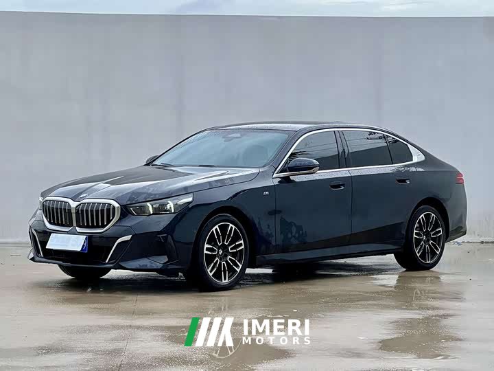 BMW 5 Series 530Li Leading M Sports Package