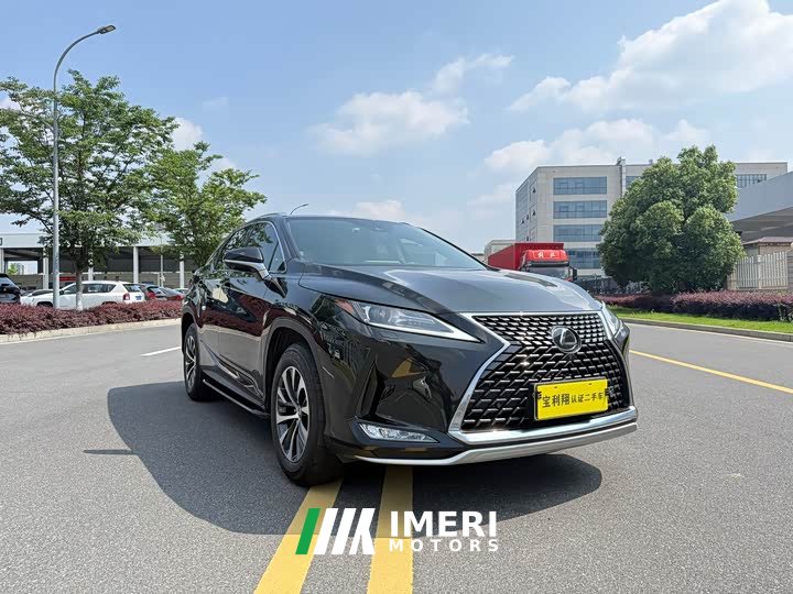 Lexus RX 2020 facelift 300 two-wheel drive comfort version