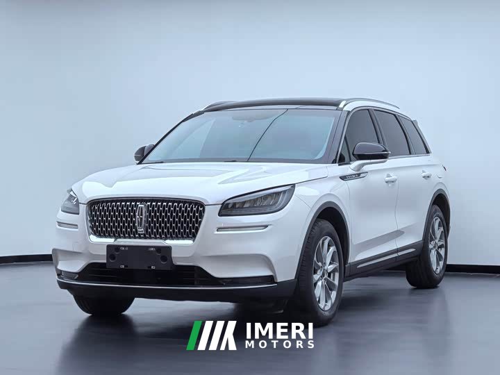 Lynk & Co Adventurer 2.0T two-wheel drive exclusive edition