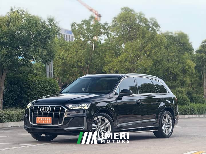 Audi Q7 45 TFSI quattro S line sports