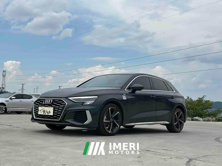 Audi A3 Sportback 35 TFSI stylish and sporty