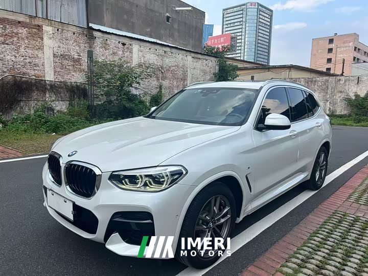 BMW X3 facelift xDrive28i M sports package