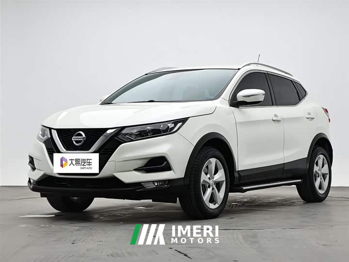 Nissan Qashqai 2.0L CVT XV Premium Edition