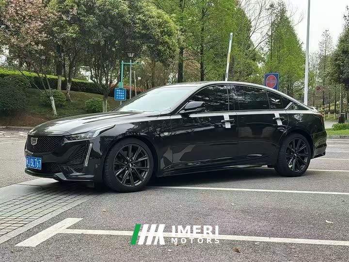 Cadillac CT5 28T Platinum