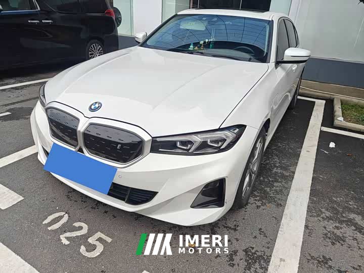 BMW i3 2022 eDrive 35 L