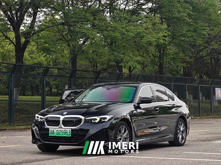 BMW i3 2022 eDrive 35 L
