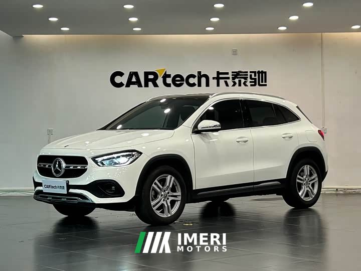 Mercedes-Benz GLA 200