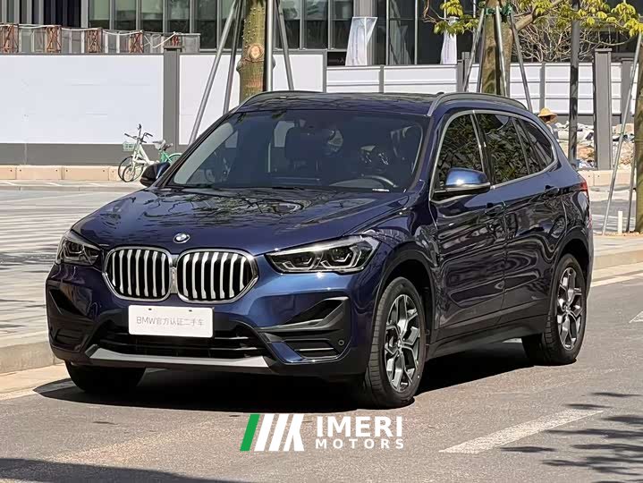 BMW X1 sDrive25Li M Sport -> BMW X1 2021 sDrive25Li Leading Type