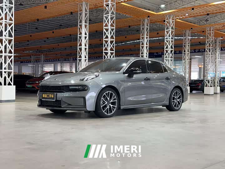 Lynk & Co 03 1.5TD DCT Pro Champion Edition