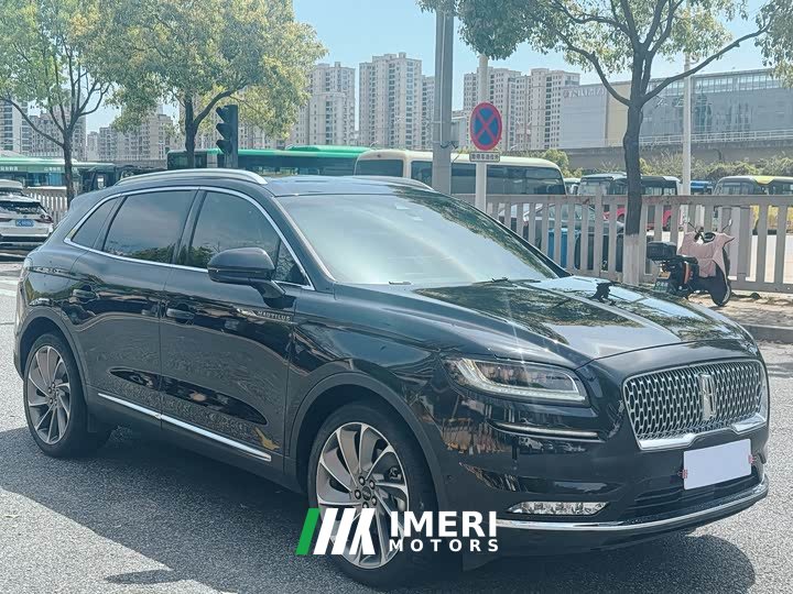 Lincoln 2.7T AWD Edition