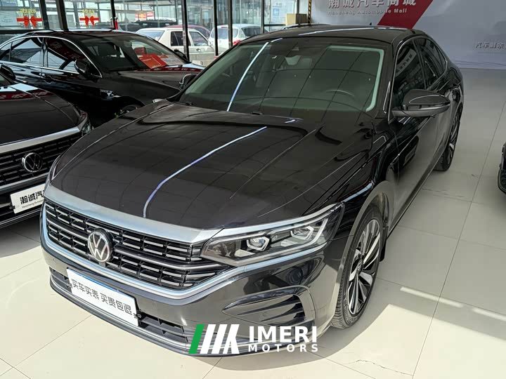 Volkswagen Passat 2022 330TSI Luxury Edition
