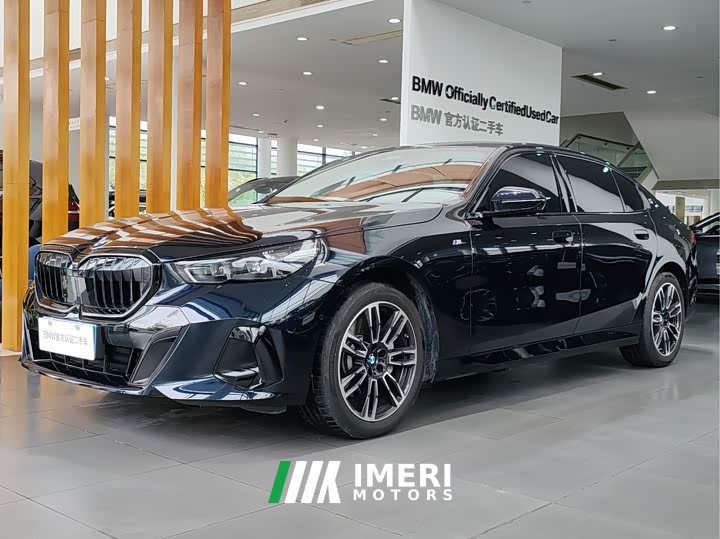 BMW 5 Series 530Li M Sport Package