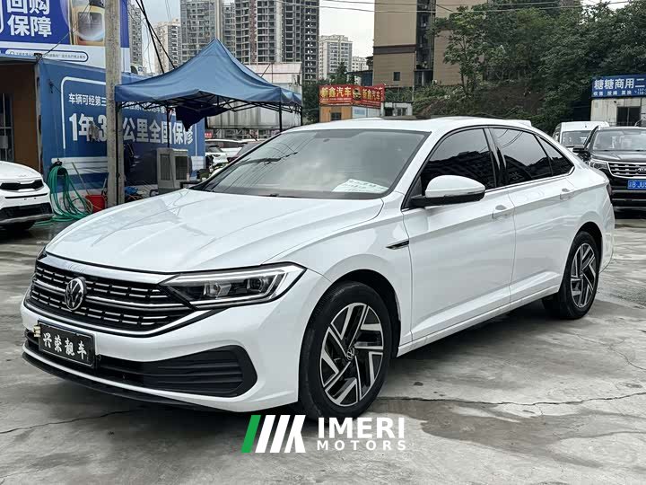 Volkswagen 300TSI DSG Edition