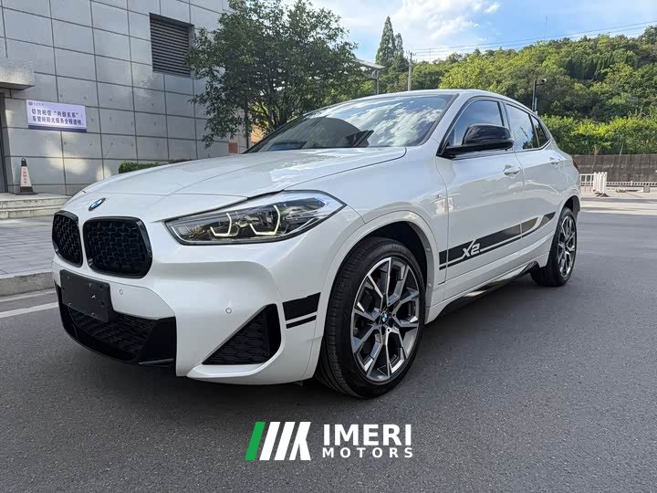 BMW X2 2022 sDrive25i Night Edition