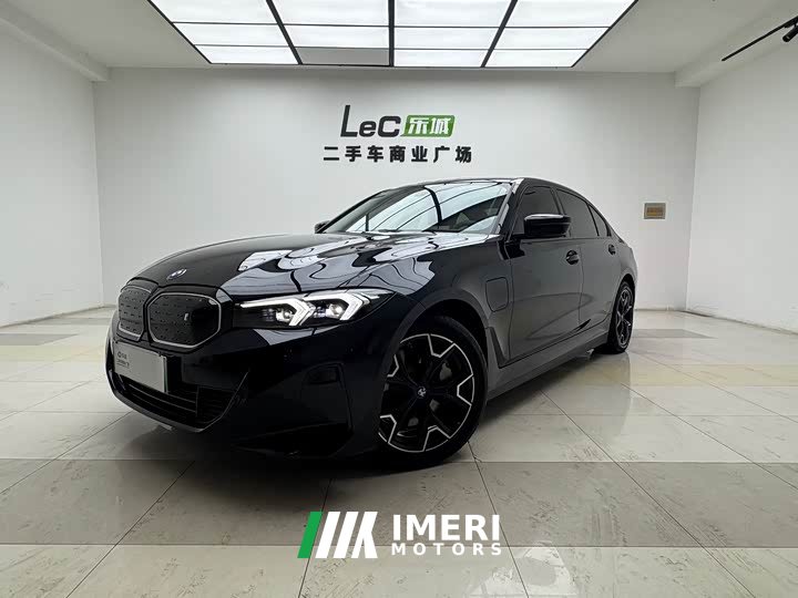 BMW i3 eDrive 40L Night Package