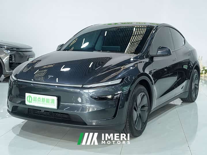 Tesla Model Y Rear-Wheel Drive Launch Edition
