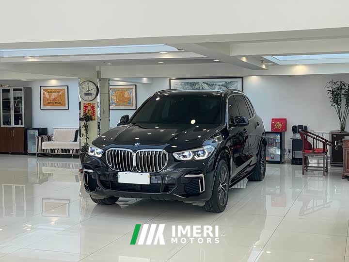 BMW X5 2022 xDrive 30Li M Sport Luxury Package