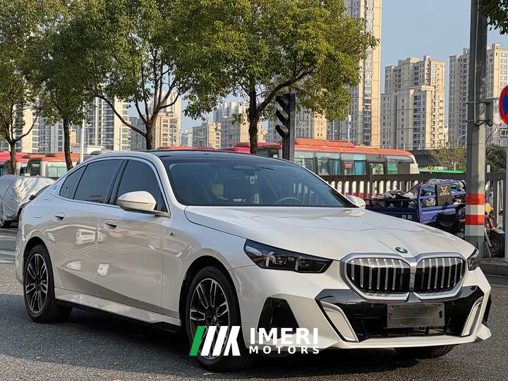 BMW 5 525Li M