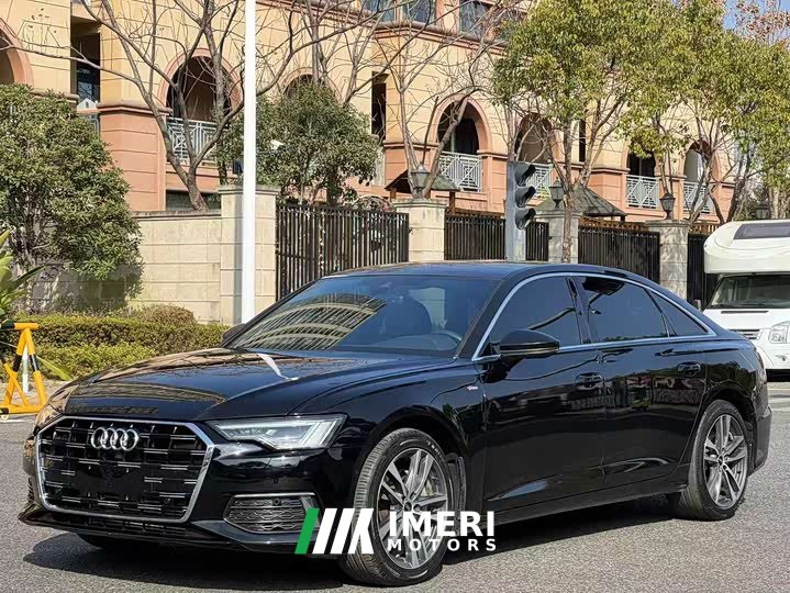 Audi A6L 40 TFSI Luxury Dynamic Type