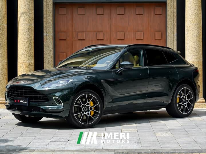 Aston Martin DBX 4.0T V8