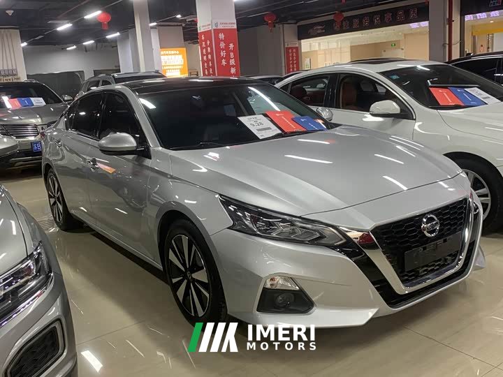 Nissan 2.0L XL Edition