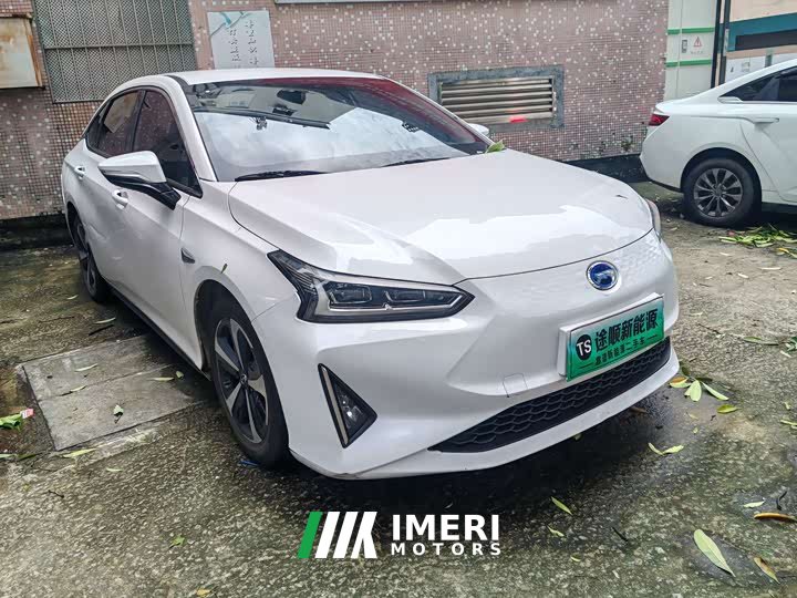 GAC Toyota iA5 Leading Edition
