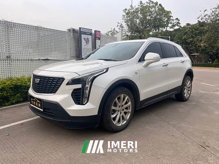 Cadillac XT4 28T FWD Technical