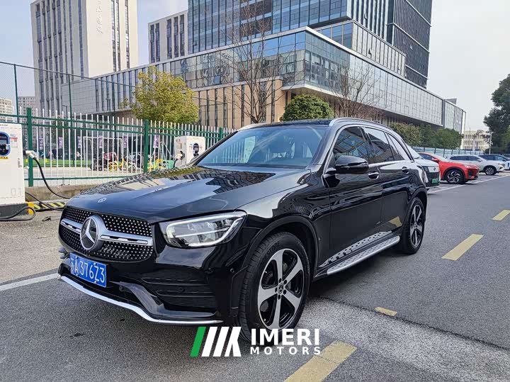 Mercedes-Benz GLC 260 L 4MATIC Version