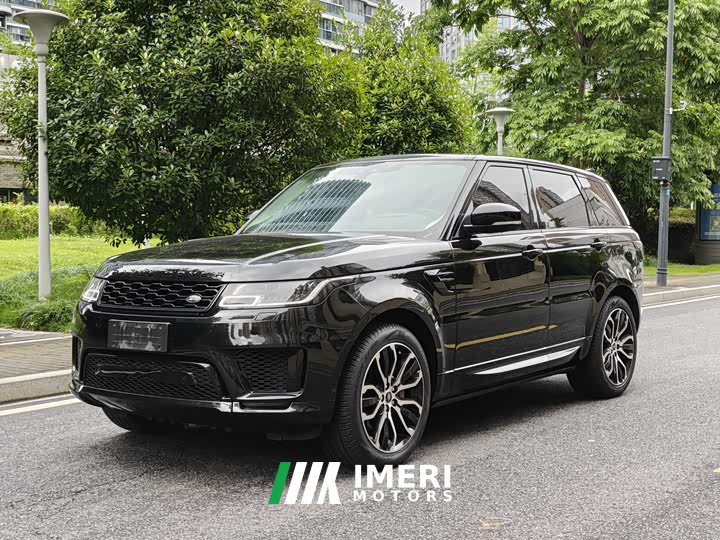 Land Rover Range Rover Sport 3.0 L6 Black Edition