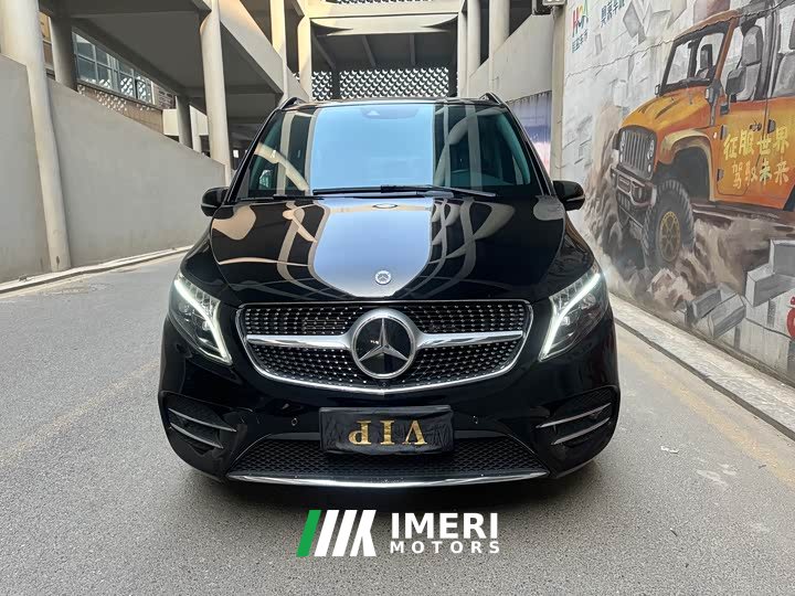 Mercedes-Benz V 260 L Luxury Edition