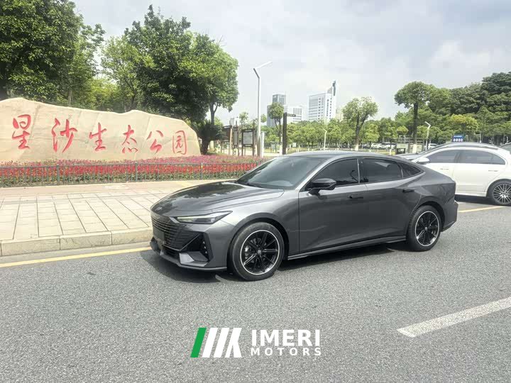 Changan UNI-V 1.5T Prestige Edition