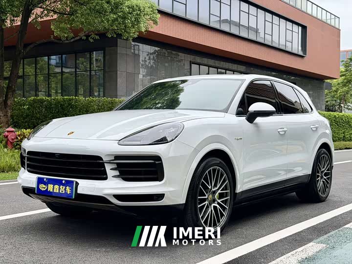Porsche Cayenne E-Hybrid 2.0T